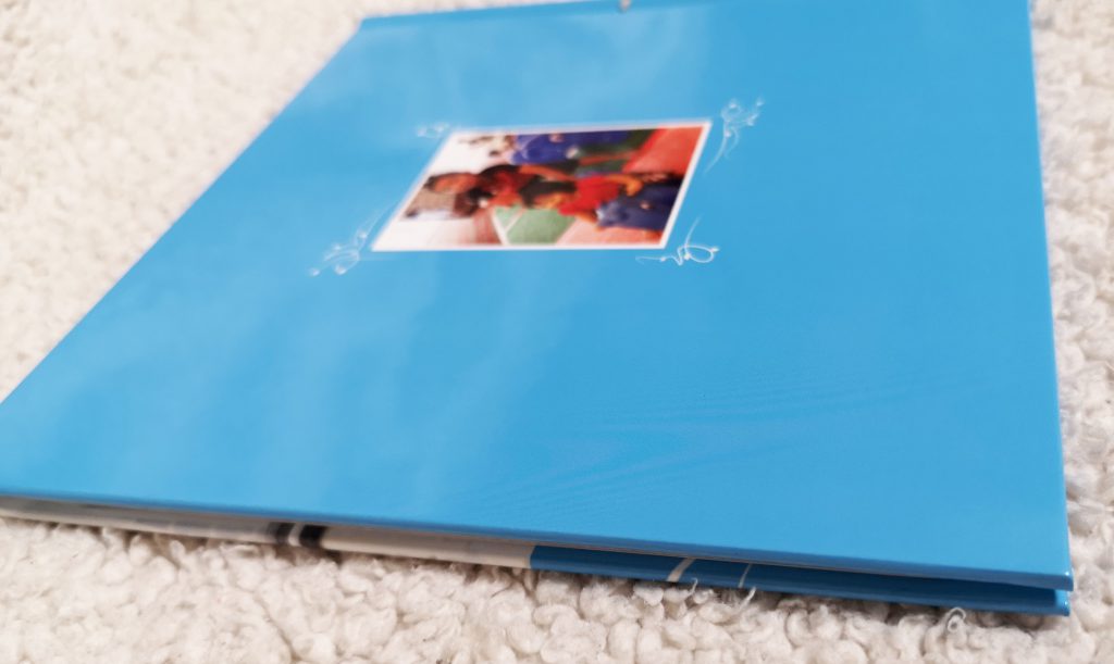 ハードカバーのフォトブック説明画像